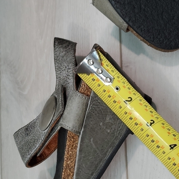 Taos Womens Carousel 3 Comfort Hook&loop Wedge Leather Sandals shoes 39/8-8.5 - Picture 11 of 14